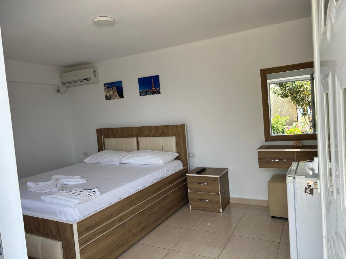 Eri Apartment *